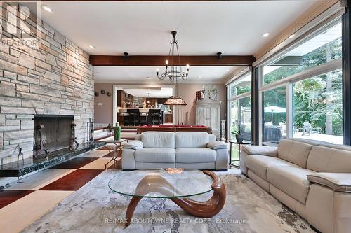 24 School Street, Hamilton, ON - Indoor Photo Showing Living Room With Fireplace