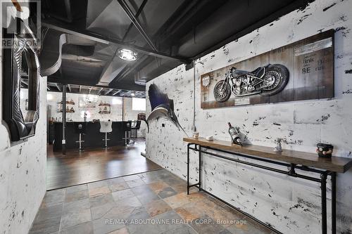 24 School Street, Hamilton, ON - Indoor Photo Showing Other Room