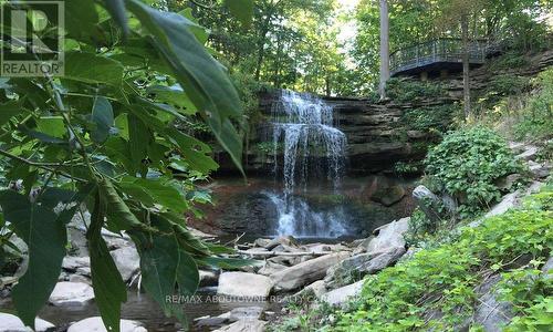 24 School Street, Hamilton, ON - Outdoor