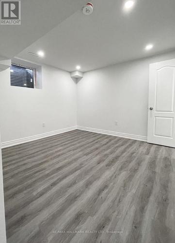 24 San Felice Lane, Hamilton, ON - Indoor