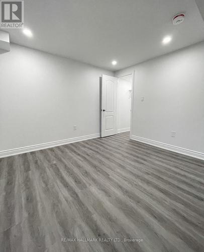 24 San Felice Lane, Hamilton, ON - Indoor