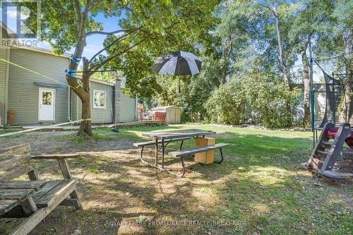 16 St Catherine Street, Kingston (East Of Sir John A. Blvd), ON - Outdoor