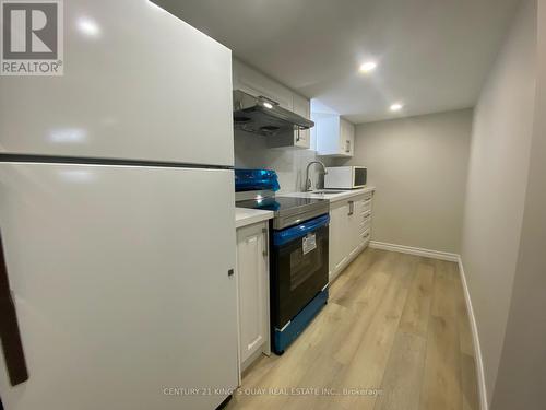 Lower - 54 Shilton Road, Toronto, ON - Indoor Photo Showing Kitchen