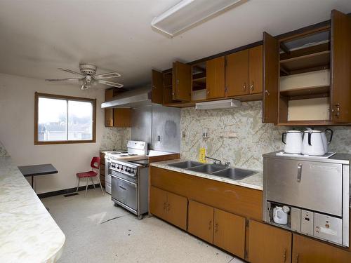716 Pacific Avenue, Thunder Bay, ON 