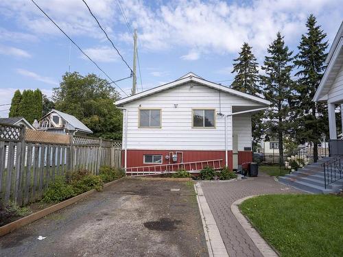 716 Pacific Avenue, Thunder Bay, ON 