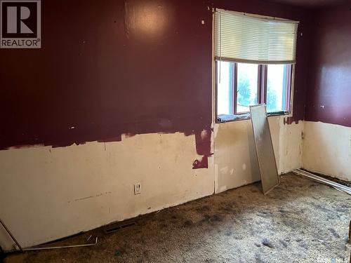 1401 Lacon Street, Regina, SK - Indoor