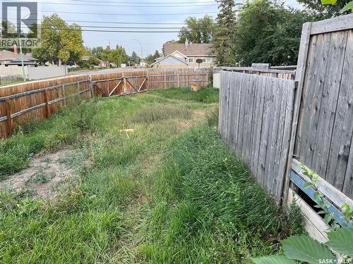 1401 Lacon Street, Regina, SK - Outdoor