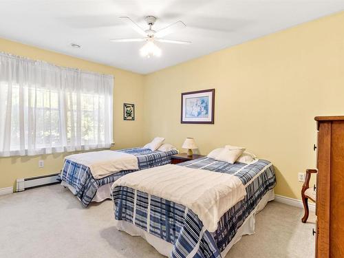 42 Canterbury Lane, Fall River, NS 