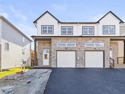 SMD-5A 42 Simona Drive  Dartmouth, NS B2X 0E1