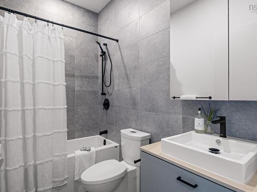 206 5511 Bilby Street, Halifax, NS 