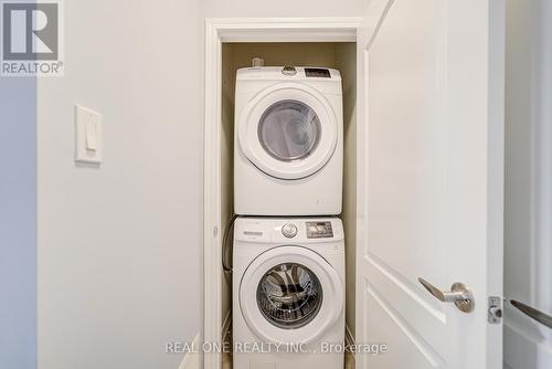 18 Thomas Swanson Street, Markham, ON - Indoor Photo Showing Laundry Room