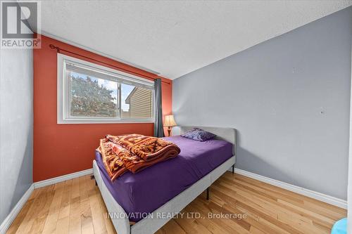 Another great sized bedroom - 82 Stokes Crescent E, Ottawa, ON - Indoor Photo Showing Bedroom