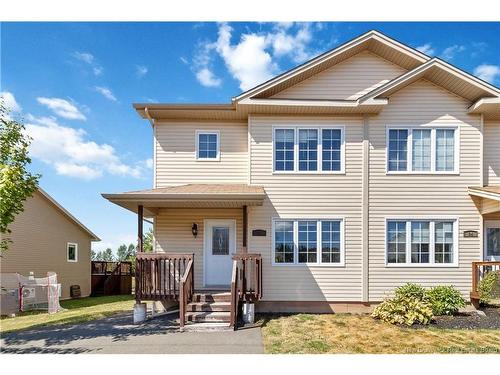 82 Belle Foret  Dieppe, NB E1A 7M7