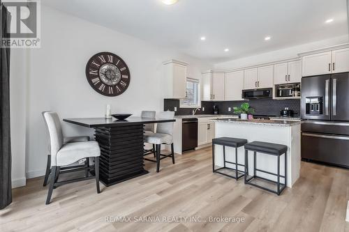 63 Rosina Lane, Zorra (Thamesford), ON - Indoor Photo Showing Kitchen