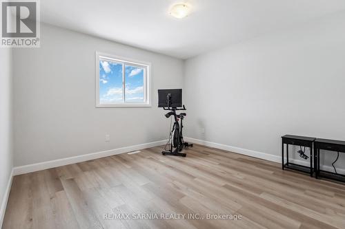 63 Rosina Lane, Zorra (Thamesford), ON - Indoor Photo Showing Other Room