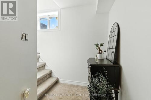 2224 Ghent Avenue, Burlington, ON - Indoor Photo Showing Other Room