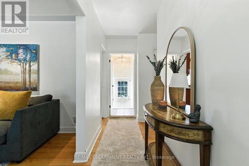 2224 Ghent Avenue, Burlington, ON - Indoor Photo Showing Other Room