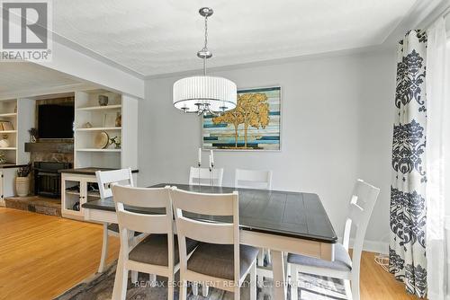2224 Ghent Avenue, Burlington, ON - Indoor Photo Showing Dining Room