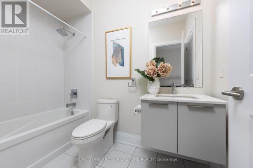 5 Smallwood Circle, Vaughan, ON - Indoor Photo Showing Bathroom