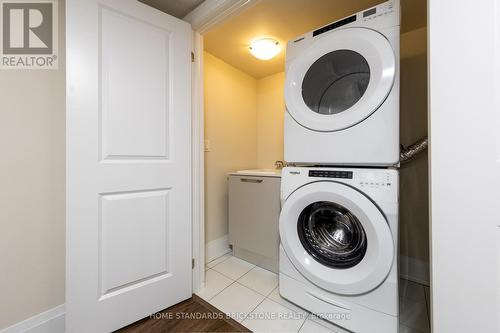 5 Smallwood Circle, Vaughan, ON - Indoor Photo Showing Laundry Room
