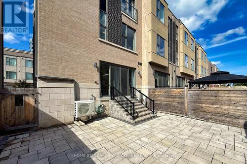 5 Smallwood Circle, Vaughan, ON - Outdoor