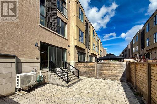 5 Smallwood Circle, Vaughan, ON - Outdoor