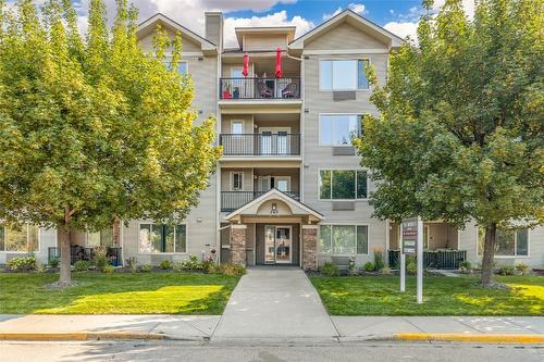 408-265 Froelich Road, Kelowna, BC - Outdoor With Facade