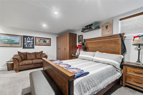 30-1999 15 Avenue, Vernon, BC - Indoor Photo Showing Bedroom