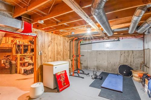156-1995 Burtch Road, Kelowna, BC - Indoor Photo Showing Basement