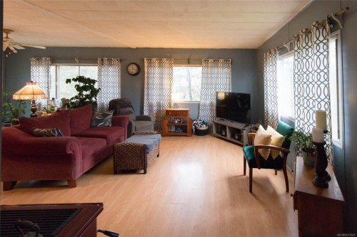 6573 Mystery Beach Rd, Fanny Bay, BC 