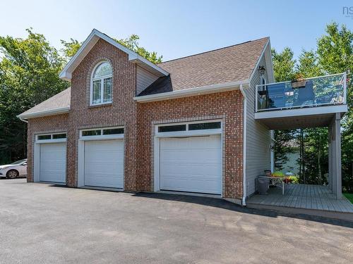 47 Long Lake Drive, Kingswood, NS 