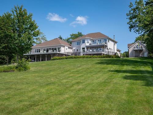 47 Long Lake Drive, Kingswood, NS 