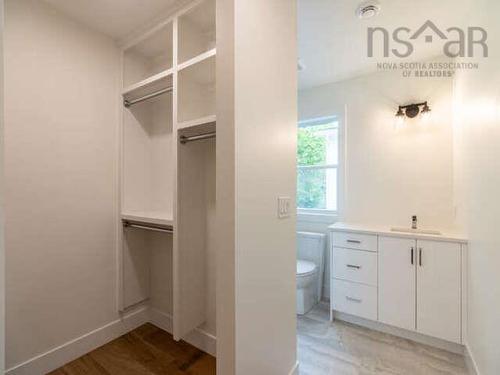 368 Shore Drive, Bedford, NS 