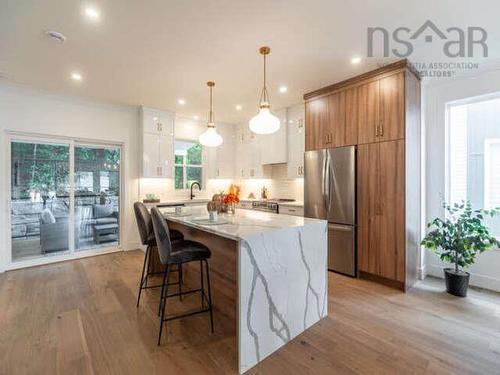 368 Shore Drive, Bedford, NS 