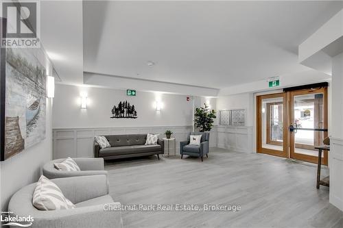 Welcoming Lobby - 304 - 200 Anglo Street, Bracebridge (Macaulay), ON - Indoor Photo Showing Other Room