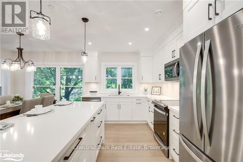 Kitchen - model finish - 304 - 200 Anglo Street, Bracebridge (Macaulay), ON - Indoor Photo Showing Kitchen With Stainless Steel Kitchen With Upgraded Kitchen