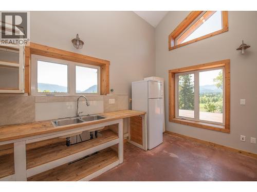 263 Albers Road, Lumby, BC - Indoor Photo Showing Other Room