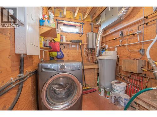 263 Albers Road, Lumby, BC - Indoor Photo Showing Laundry Room