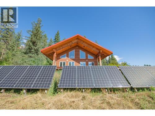 263 Albers Road, Lumby, BC - Outdoor