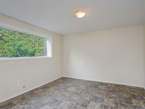 723 Genevieve Rd, Saanich, BC 