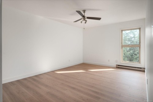 308-160 Vancouver Ave, Nanaimo, BC - Indoor Photo Showing Other Room