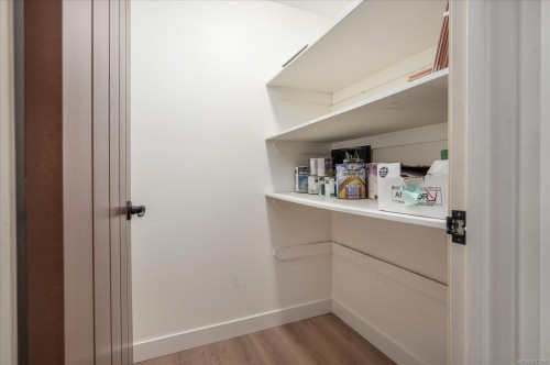 308-160 Vancouver Ave, Nanaimo, BC - Indoor