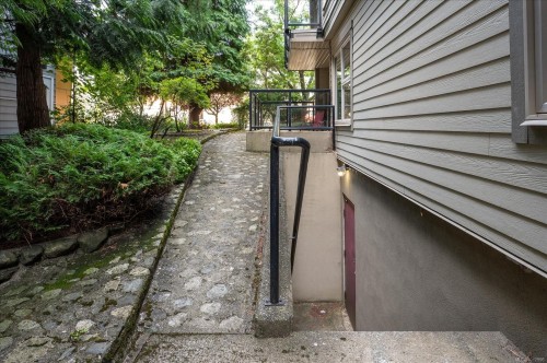 308-160 Vancouver Ave, Nanaimo, BC - Outdoor