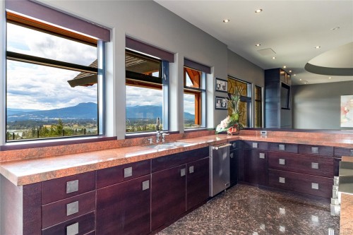 1-6222 Lower Chippewa Rd, Duncan, BC 