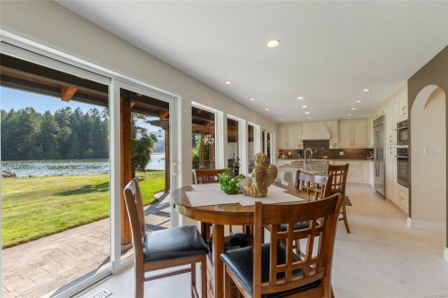 4718/4720 Shell Beach Rd, Ladysmith, BC 