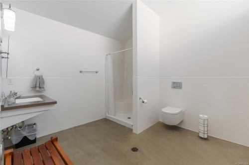 4718/4720 Shell Beach Rd, Ladysmith, BC 