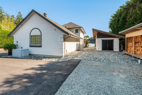 4718/4720 Shell Beach Rd, Ladysmith, BC 