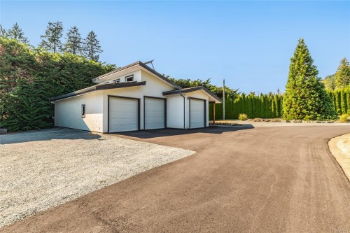 4718/4720 Shell Beach Rd, Ladysmith, BC 