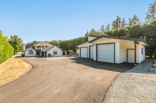 4718/4720 Shell Beach Rd, Ladysmith, BC 