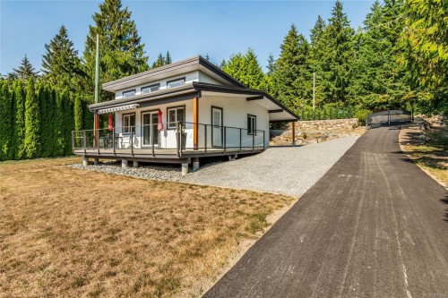 4718/4720 Shell Beach Rd, Ladysmith, BC 